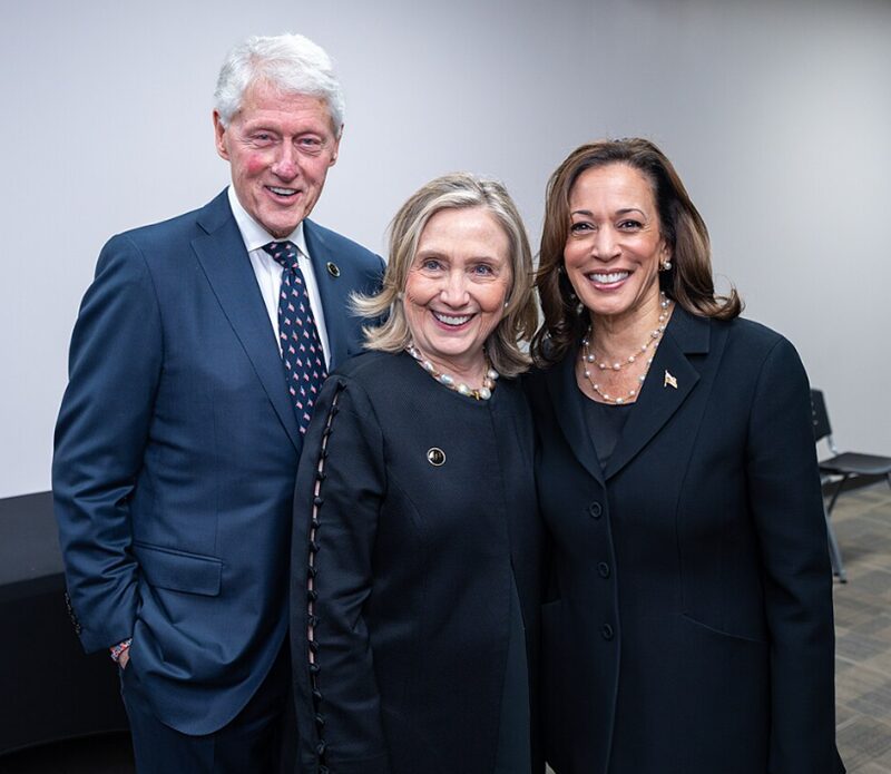 Bill & Hillary's Refusal Might Land Them in Prison