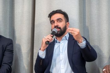 NYC's Socialist Mayor Lasted Less Than 60 Seconds on Stage Before 3,500 New Yorkers Booed Him Into Retreat