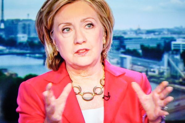 Hillary Clinton Goes Berserk – New Outlandish Trump Conspiracy Is Sad